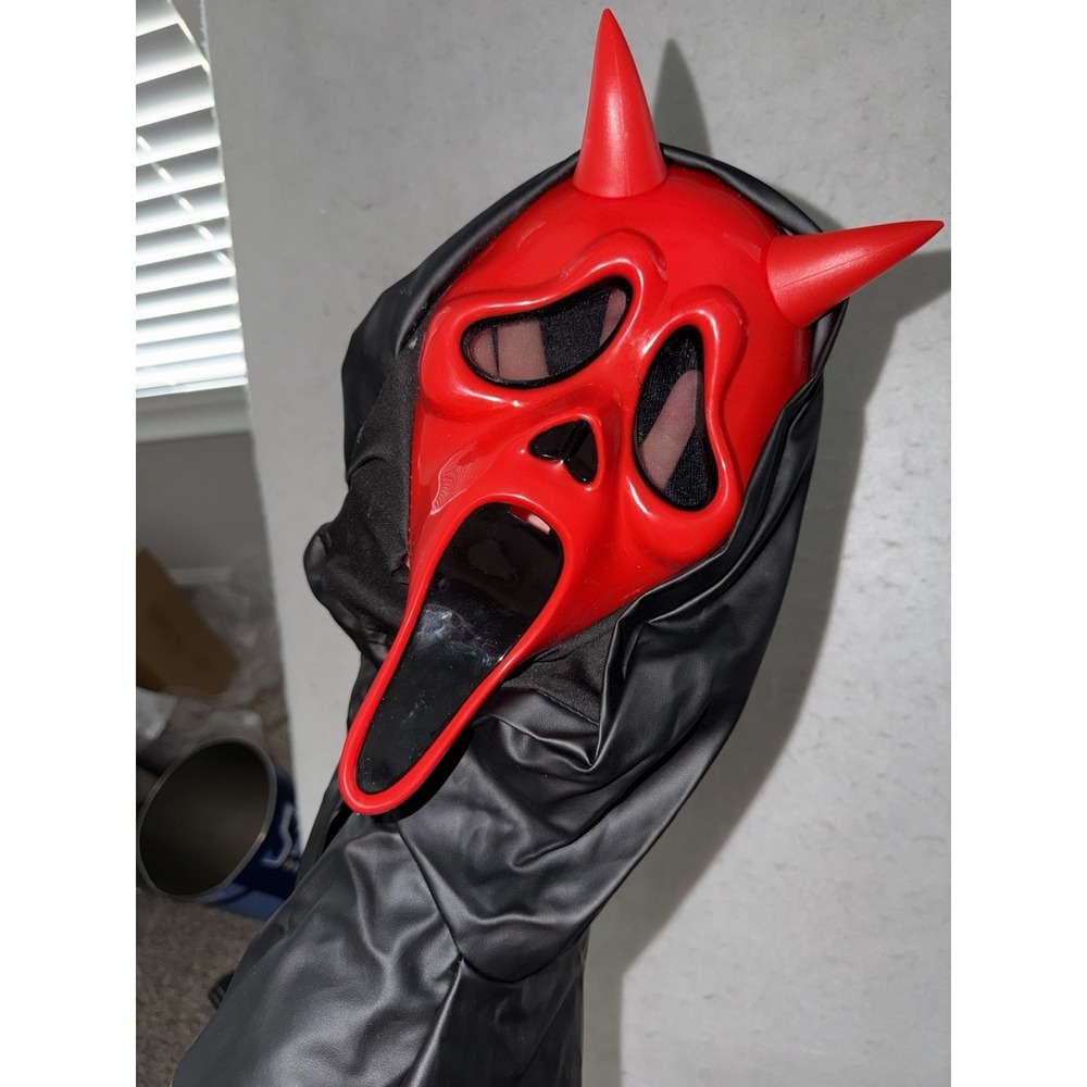 Dead By Daylight Devil Scream Ghost Face Mask Halloween Costume Horns AUTHENTIC - Picture 2 of 8